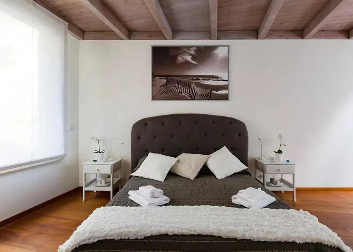 A World Aparts - 143 Sistina Apartment *